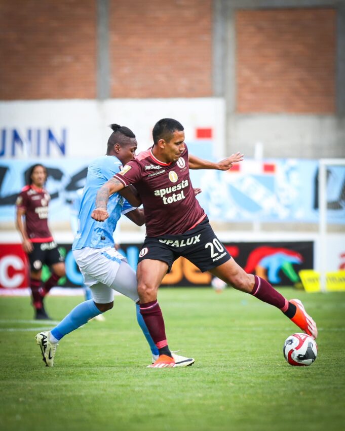 Universitario tuvo un paso en falso al caer 2-0 con ADT en Tarma y peligra seguir líder