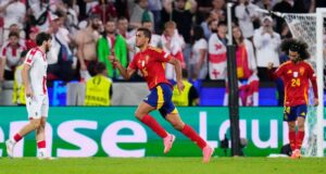 España avanzó a paso firme a los Cuartos de Final al golear a Georgia 4-1