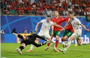 Portugal lo ganó en el final a República Checa 2-1 en la Eurocopa