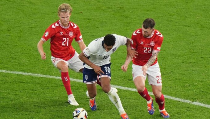 Inglaterra no pudo con Dinamarca y empataron 1-1