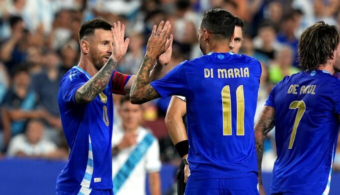 Argentina goleó a Guatemala 4-1 y quedó listo para debut en la Copa América