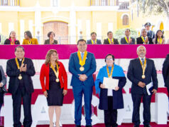 Condecoran a vecinos ilustres de Pachacámac