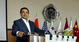 “La Contraloría paralizó en 7 años obras por 25,000 millones de soles”