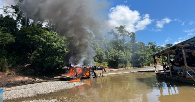 Ucayali: mineros ilegales estarían utilizando a menores de edad para trabajar en río Aguaytía