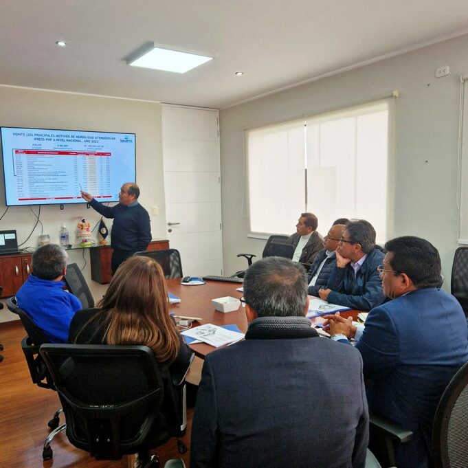 Seguro SALUDPOL y ESSALUD Avanzan en la Firma de un Convenio de Intercambio Prestacional de Salud