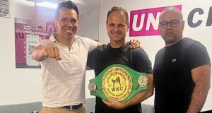 UNO MOTORS: Firma convenio con KICK 1 PROMOTIONS el círculo más importante de Kick boxing en el país