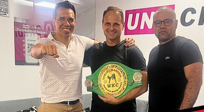 UNO MOTORS: Firma convenio con KICK 1 PROMOTIONS el círculo más importante de Kick boxing en el país