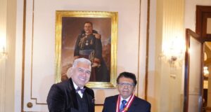 Universidades deben participar en elaboración de currícula educativa