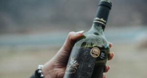 Infinity Brands presenta la nueva imagen y nuevos ingresos de los galardonados vinos mendocinos de La bodega familiar “La Íride”