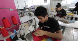 Producción manufacturera avanzó 11.4% en abril de 2024, impulsada por la industria pesquera, muebles y prendas de vestir