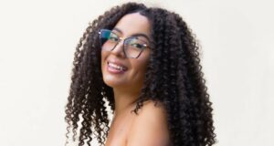 Primera cantante de reparto peruano la rompe en las redes sociales con el tema: «Partido en dos»(VIDEO)