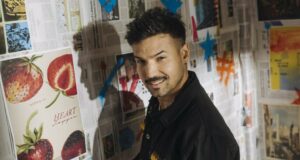 Ezio Oliva:rinde homenaje a su Padre con “Volveré “(VIDEO)