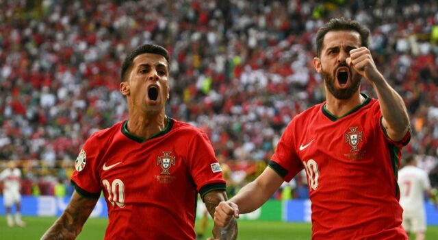 Portugal goleó a Turquía 3-0 y se clasificó a los Octavos de Final de la Eurocopa