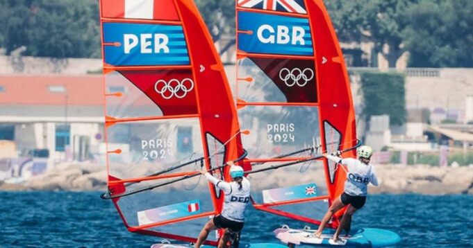 María Belén Bazo se ubica cuarta en la general de Windsurf de París 2024