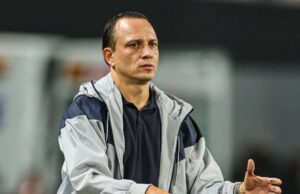 Alejandro Restrepo dejó ser técnico de Alianza Lima tras derrota en el Clásico