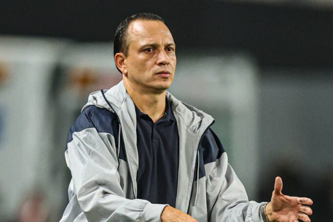 Alejandro Restrepo dejó ser técnico de Alianza Lima tras derrota en el Clásico