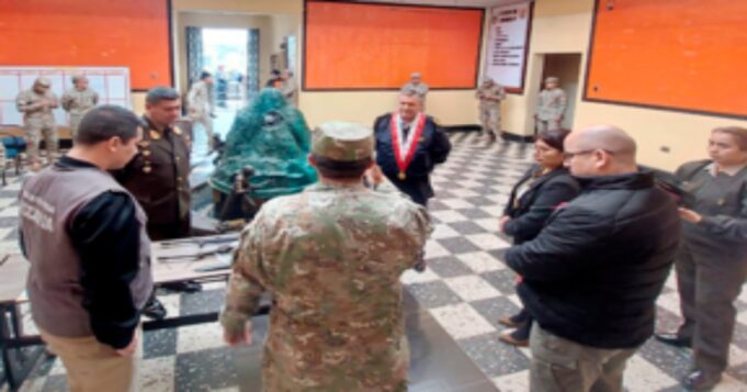 Fiscalía Militar Policial entrega 111 fusiles Galil a la Dirección de Criminalística PNP para que realice peritaje