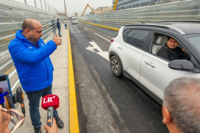 Pedro Spadaro:Alcalde del Callao abre la auxiliar de la Av. Óscar R. Benavides para fluidez vehicular