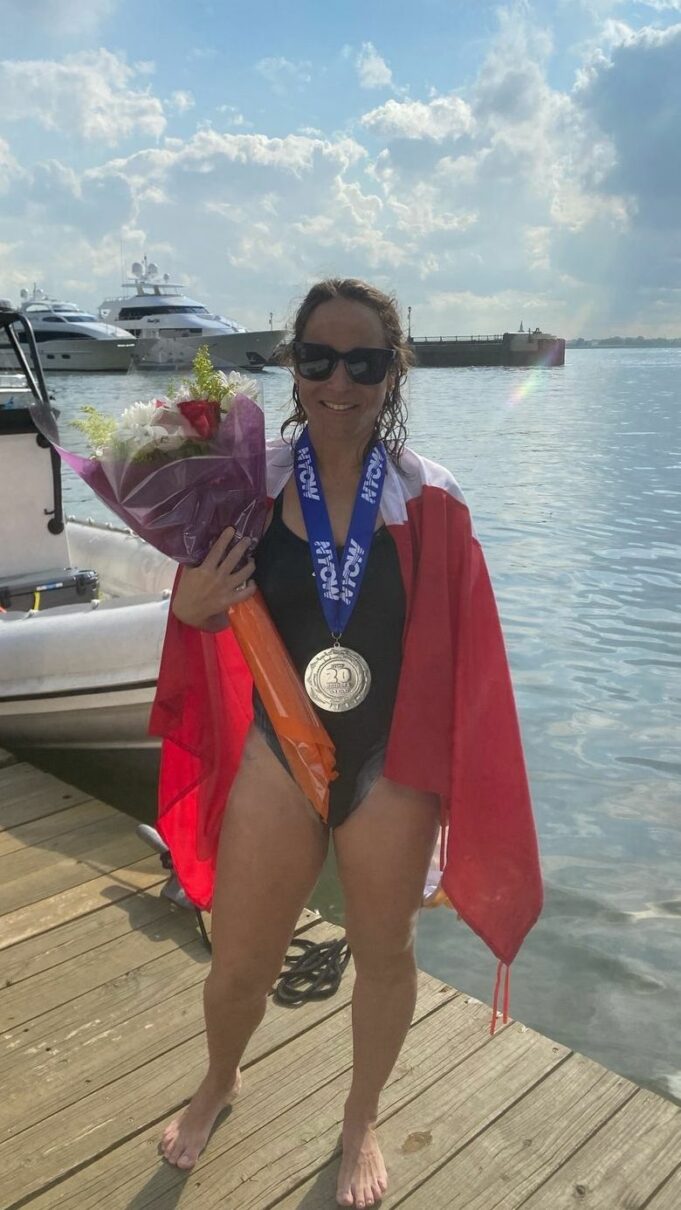 ¡Lorena Costa Bedoya hace historia!: primera peruana en nadar alrededor de la isla Manhattan