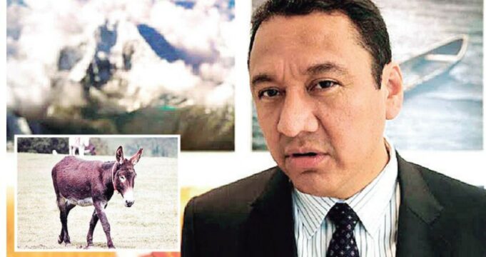 Ministro del Midagri enmienda burrada a titular del Mincetur