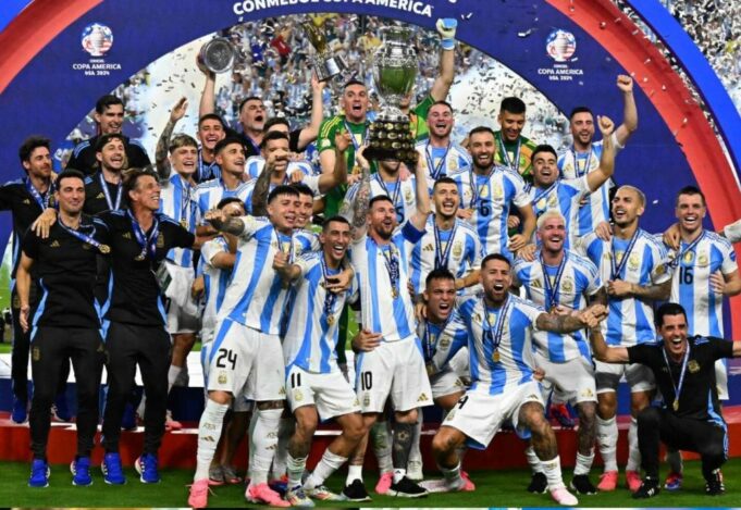 Argentina se coronó campeón de la Copa América al vencer a Colombia 1-0 en tiempo suplementario