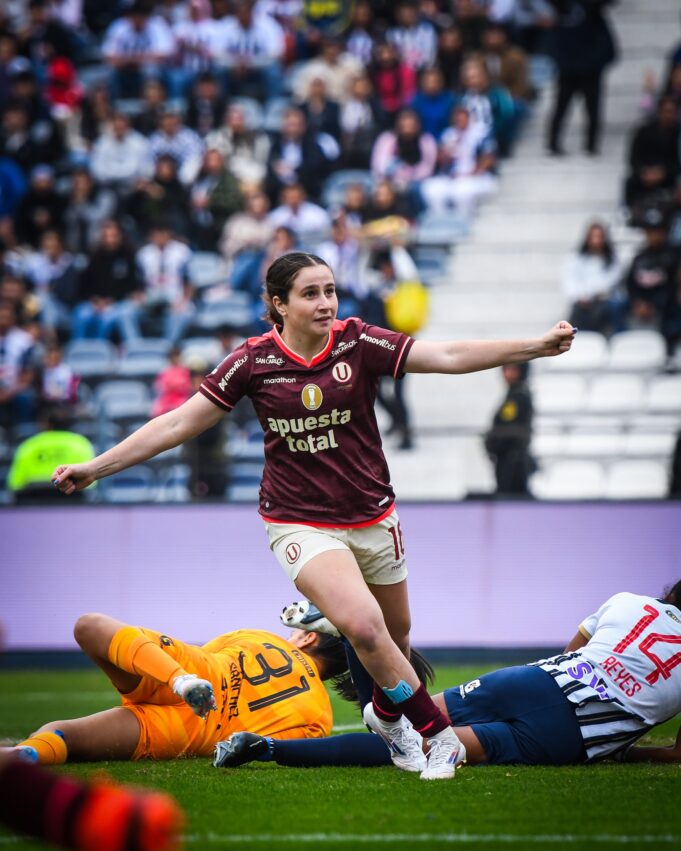 Universitario se llevó el clásico ganando 1-0 a Alianza en el Hexagonal Final