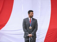 Jefe del Gabinete destaca entrega de laureles deportivos a Stefano Peschiera