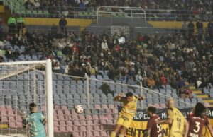 Universitario rescató un empate ante Cusco F.C. 1-1 pero dejó la punta del Clausura
