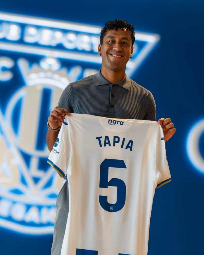Renato Tapia jugará por el club Leganés de la Liga de España y hoy tuvo primer entrenamiento