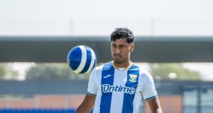 Renato Tapia y Oliver Sonne triunfaron con sus equipos en Ligas de Europa