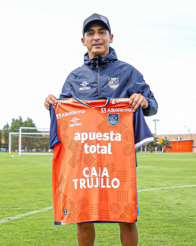 Guillermo Salas dejó de ser técnico de la César Vallejo de Trujillo