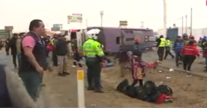 Lurín: dictan 16 meses de prisión preventiva contra chofer de bus que se volcó y murieron cuatro trabajadores de una empresa