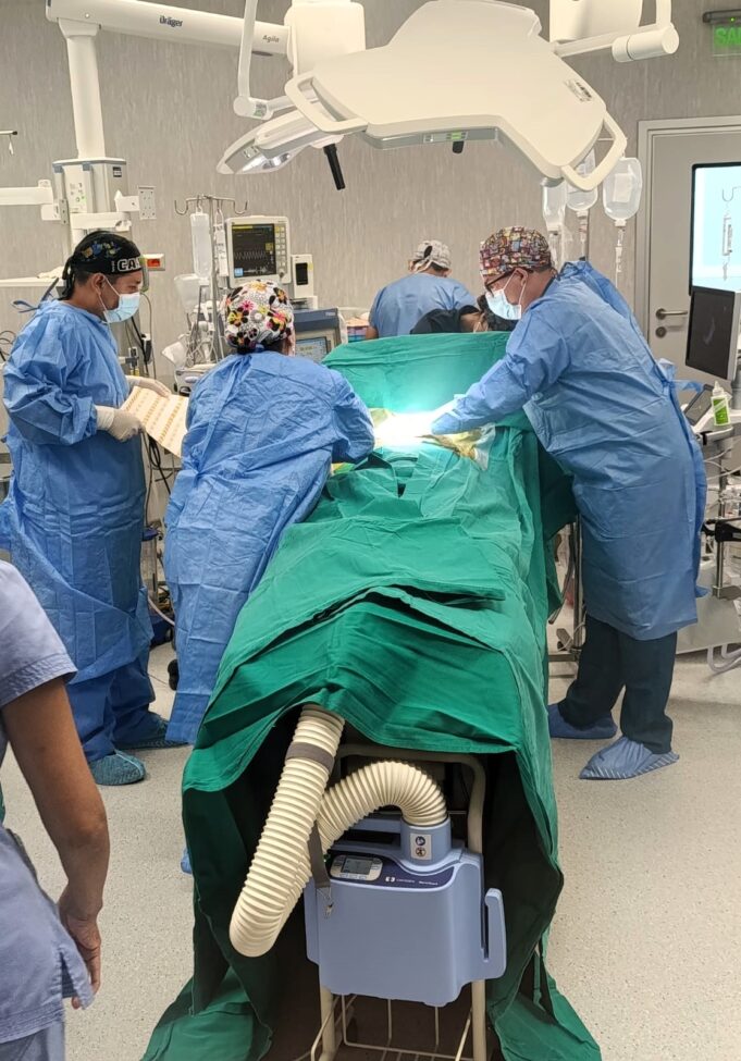 Este año ya fueron operados más de 4 mil 300 integrantes de la familia policial en modernos quirófanos del hospital PNP » Luis N. Saenz»