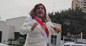 Carlos Álvarez parodia polémico “Tu mamá” de Dina Boluarte durante la Gran Parada Militar(VIDEO)