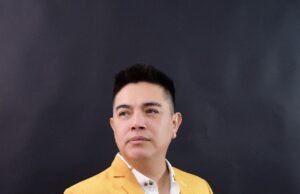 Leonardo León feliz con Olenka Cuba : y lo celebra dedicándole nueva canción «Una mujer como tú»(VIDEO)