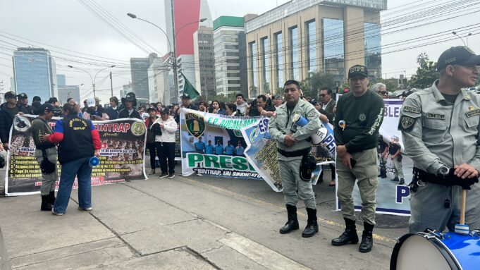 SINTRAP Y SINTPE Proponen tregua al INPE: Trabajadores levantan huelga nacional indefinida