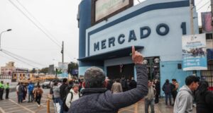 Comerciantes de Surquillo denuncian toma irregular del Mercado N° 1