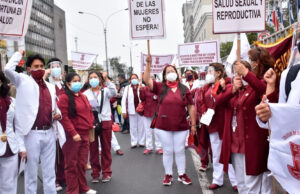 Obstetras rechazan la norma técnica N°214-MINSA/DGIESP-2024