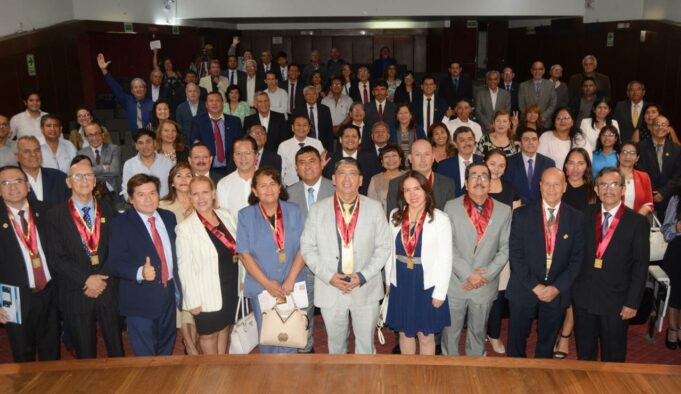 Alerta Económica y Anticorrupción: Líderes y especialistas debaten el futuro del Perú en Foro