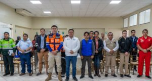 Alcalde de Carmen de la Legua recibe donación de implementos de rescate