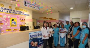 Milan y Frank ganan concurso el “Bebé mamoncito” en hospital de Lima Este-Vitarte