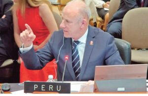 Inepto canciller: Gonzáles Olachea aísla internacionalmente al Perú