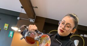 CLAMORE CAFÉ: Una experiencia donde el público disfruta mientras aprende sobre el mundo del café