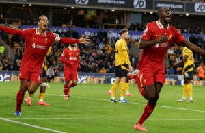 Liverpool es el nuevo puntero de la Premier League al vencer a Wolves 2-1
