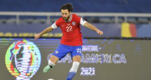 Chile presentó su lista con dos bajas importantes para la doble fecha de Clasificatorias