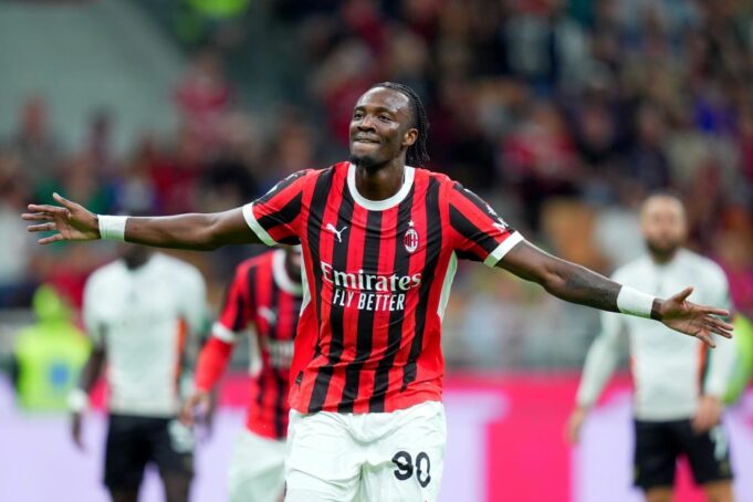 A.C. Milán goleó al Venezia 4-0 y se recupera en el Calcio Italiano