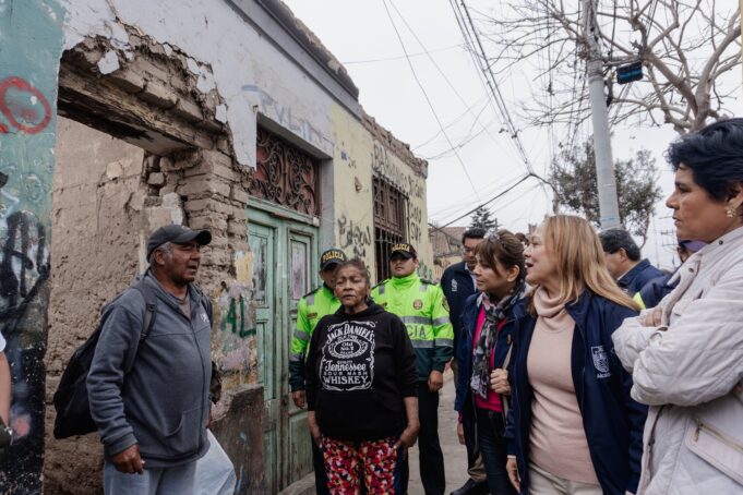 Congresista Norma Yarrow hace un llamado al diálogo para concluir obra entre Surco y Barranco