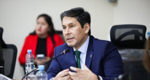 Ministro Demartini expuso ante el Congreso los lineamientos para reducir brechas sociales y combatir la exclusión social