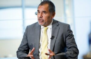 Exministro Mathews propone crear la agencia Proinfraestructura en lugar de fusionar ministerios