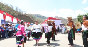 Adultos mayores de Perú y Ecuador fortalecen su identidad cultural en Encuentro Binacional